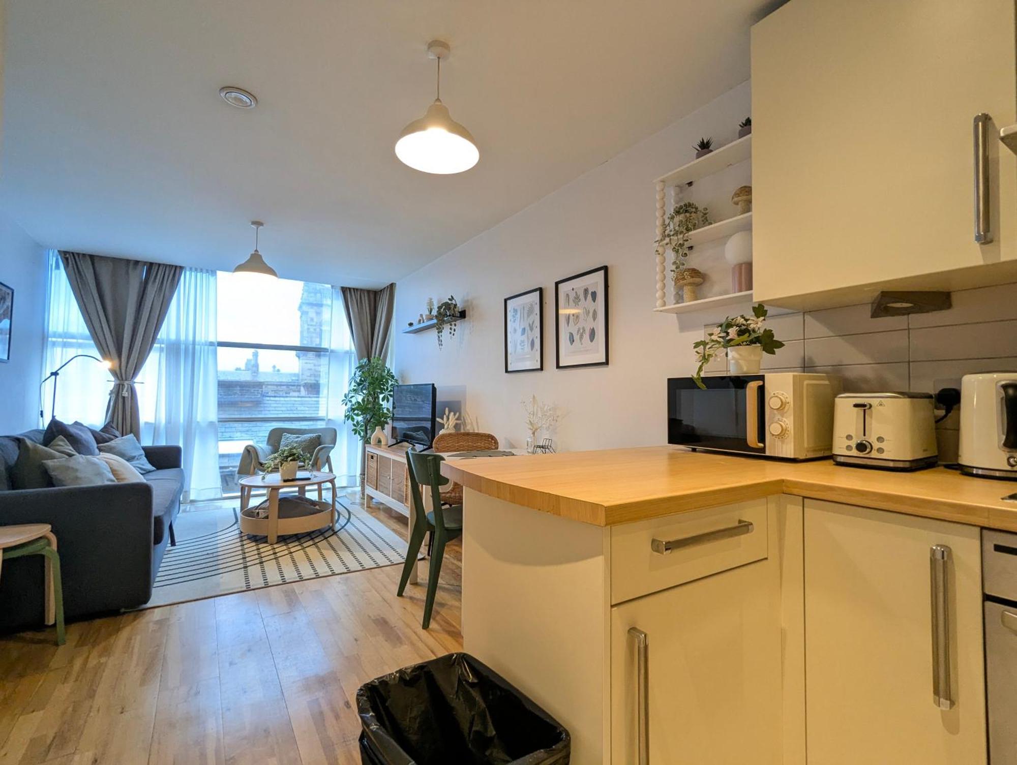 City Centre Morden 1-Bedroom Apt Near Dock リヴァプール エクステリア 写真